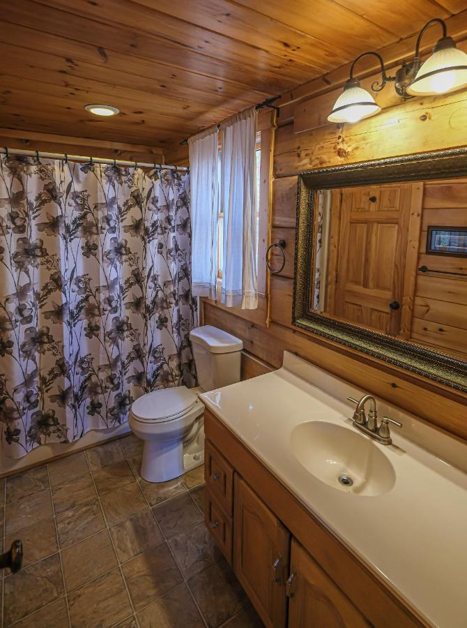 Lazy Bear Lodge Гатлінбург Екстер'єр фото